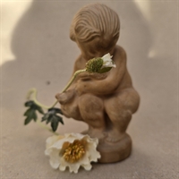 leda-med-svanen-barn-med-svane-ikke-glaseret-figur-herman-a-kaehler-gammel-skulptur